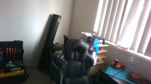 Hango aussie cut thick single online show from 3, 2, 2026