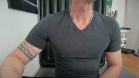 Snapshot of hankmoody6 chatting on 15, 4, 2026 hanky online show from 15, 4, 2026