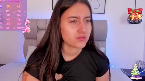 hanna__evans_ online show from 29, 11, 2025