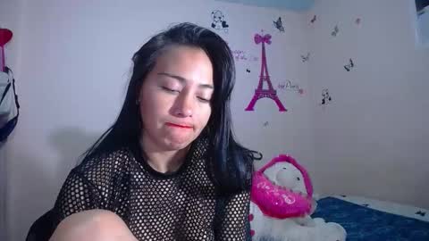 Snapshot of hanna_girl21 chatting on 13, 12, 2025 HANNA online show from 13, 12, 2025