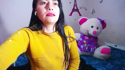 Snapshot of hanna_girl21 chatting on 14, 12, 2025 HANNA online show from 14, 12, 2025