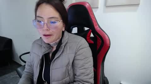 Snapshot of hanna_hot77 chatting on 12, 3, 2026 mara online show from 12, 3, 2026