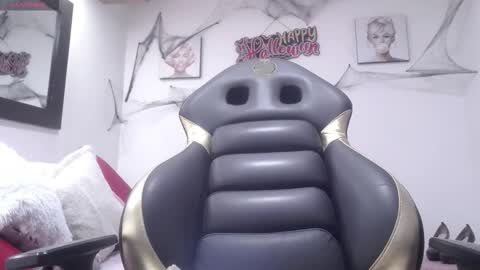 Snapshot of hanna_lamber chatting on 29, 10, 2025 hanna_lamber online show from 29, 10, 2025