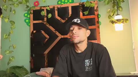 Snapshot of hanna_sebas chatting on 23, 6, 2026 HANNA Y SEBAS online show from 23, 6, 2026
