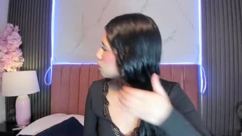 Snapshot of hanna_thornne chatting on 5, 7, 2026 Hanna online show from 5, 7, 2026