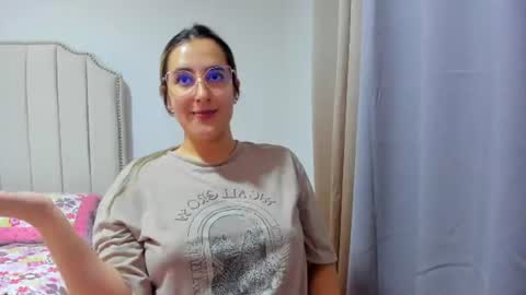 Snapshot of hannaa86 chatting on 7, 7, 2026 Hanna online show from 7, 7, 2026