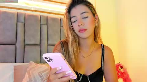 Snapshot of hannabronw chatting on 17, 6, 2026 Eliana online show from 17, 6, 2026