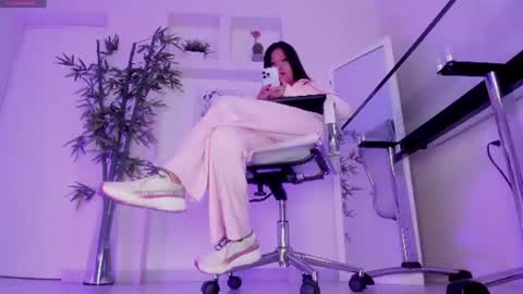 Snapshot of hannah_hcb chatting on 7, 8, 2026 HANNAH HOWELL online show from 7, 8, 2026