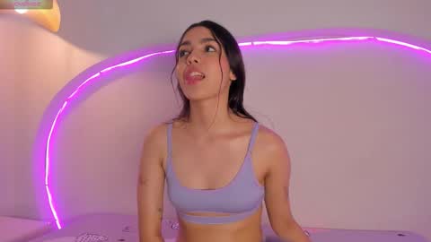 Snapshot of hannah_jet chatting on 12, 1, 2026 hannah_jet online show from 12, 1, 2026