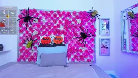 Hannah Miller online show from 24, 10, 2025