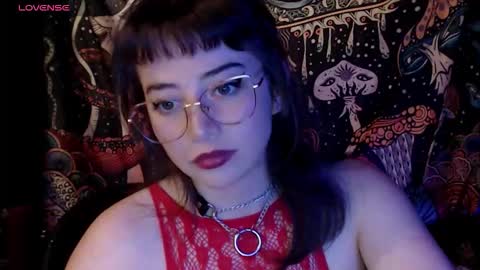 Snapshot of hannah_valhalla chatting on 7, 11, 2025 Hannah online show from 7, 11, 2025