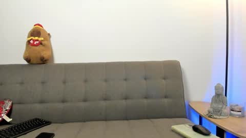 Snapshot of hannah_william chatting on 14, 5, 2026 Hannah online show from 14, 5, 2026