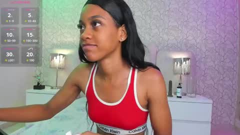 Snapshot of hannah_willian chatting on 12, 5, 2026 online show from 12, 5, 2026