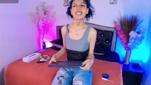 Snapshot of hannahblue_ chatting on 4, 2, 2026 HannahBlue online show from 4, 2, 2026