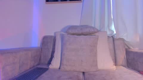 Hannah  online show from 16, 11, 2025