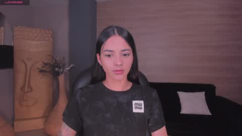 Snapshot of hannahjamesx chatting on 3, 1, 2025 HANNAH J online show from 3, 1, 2025