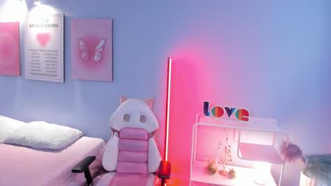 Hannah online show from 8, 4, 2026