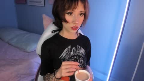 Snapshot of hannahpage chatting on 29, 4, 2026 Hannah online show from 29, 4, 2026