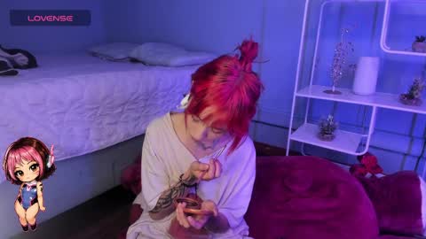 Snapshot of hannahpage chatting on 26, 5, 2026 Hannah online show from 26, 5, 2026