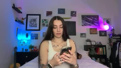 Hannah Taylor online show from 5, 2, 2026