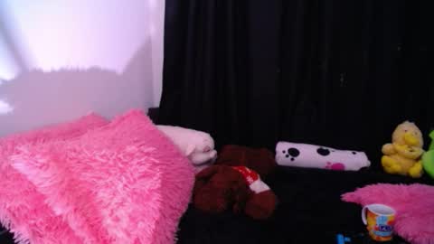 hannaqueen23 online show from 26, 11, 2025