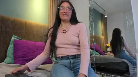 Snapshot of hannawen_ chatting on 18, 6, 2026 hannawen_ online show from 18, 6, 2026