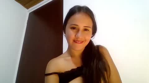 Snapshot of hanny_kail chatting on 23, 12, 2024 hanny online show from 23, 12, 2024