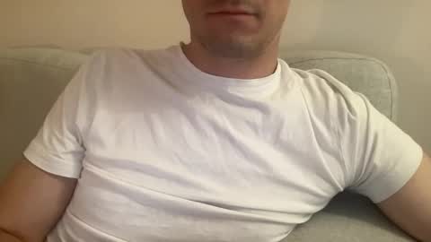 Snapshot of hansimglueck696969 chatting on 9, 9, 2025 hansimglueck696969 online show from 9, 9, 2025