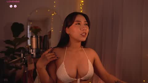 Snapshot of hanymel chatting on 6, 12, 2024 Mizi online show from 6, 12, 2024