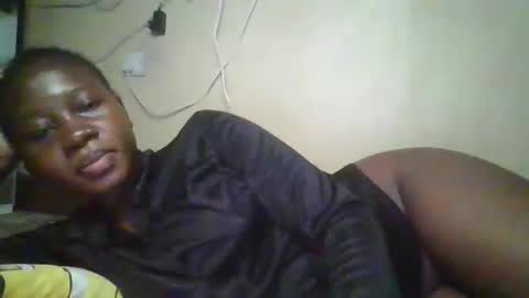 Snapshot of happy_dimple chatting on 27, 9, 2025 happy_dimple online show from 27, 9, 2025
