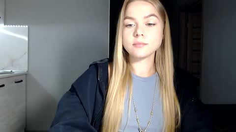 Snapshot of happy_fox_ chatting on 22, 9, 2025 happy_fox_ online show from 22, 9, 2025