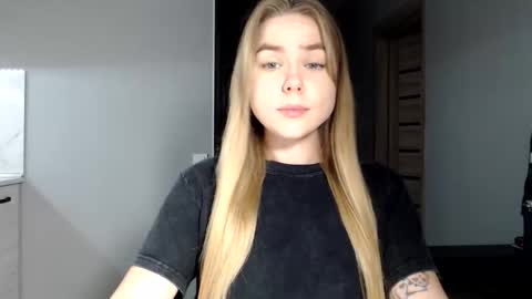 Snapshot of happy_fox_ chatting on 16, 11, 2025 happy_fox_ online show from 16, 11, 2025