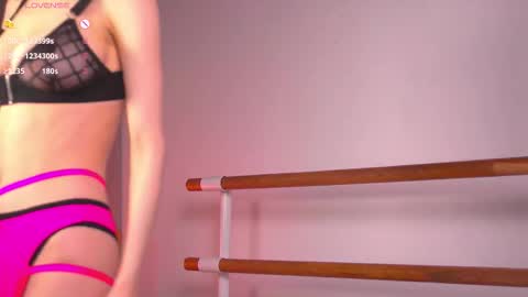 Evy  online show from 24, 11, 2025