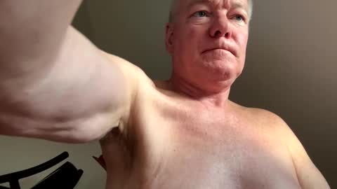 Snapshot of happysierra chatting on 11, 3, 2025 Harry online show from 11, 3, 2025