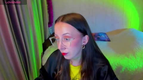 Stephanie online show from 14, 12, 2025