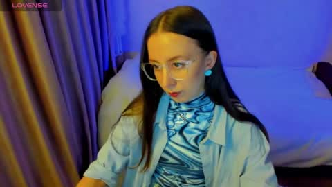 Stephanie online show from 15, 4, 2026