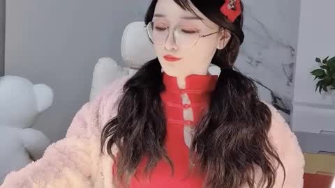 Daisy online show from 15, 2, 2025