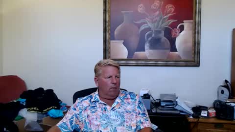 Snapshot of hardblondcouplehawaii chatting on 1, 6, 2026 Steele and Cassie online show from 1, 6, 2026
