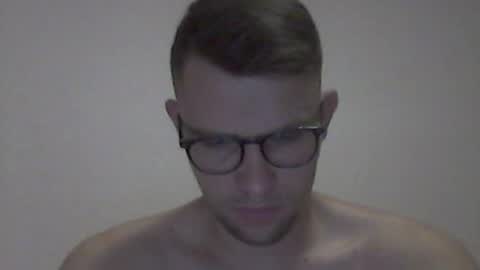 Snapshot of hardboylovemilfmoom chatting on 30, 6, 2026 hardboylovemilfmoom online show from 30, 6, 2026