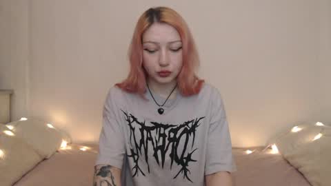 Snapshot of hardcore_x chatting on 6, 5, 2026 Emily online show from 6, 5, 2026