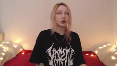 Snapshot of hardcore_x chatting on 30, 5, 2026 Emily online show from 30, 5, 2026