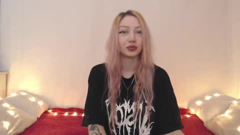 Snapshot of hardcore_x chatting on 3, 6, 2026 Emily online show from 3, 6, 2026