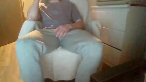 Snapshot of hardguymike chatting on 13, 1, 2026 hardguymike online show from 13, 1, 2026