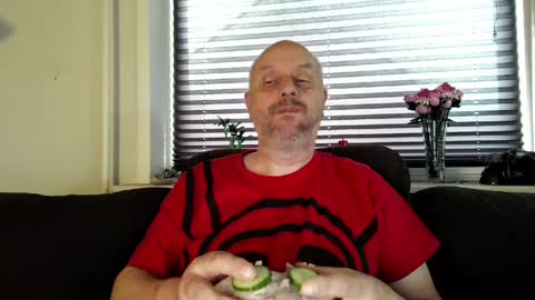Snapshot of hardmrlazy chatting on 26, 5, 2026 MrLazy online show from 26, 5, 2026