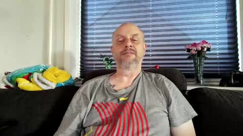 Snapshot of hardmrlazy chatting on 27, 5, 2026 MrLazy online show from 27, 5, 2026