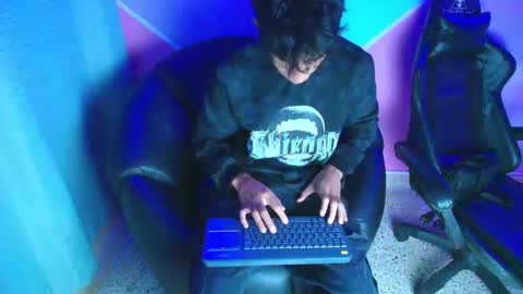 Hares online show from 2, 12, 2025