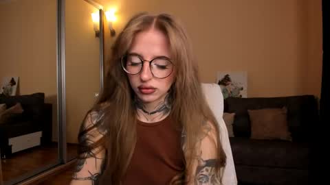 Julia online show from 18, 3, 2026