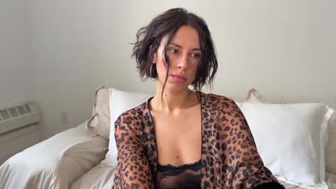 Snapshot of harlowblake___ chatting on 4, 1, 2025 HARLOW BLAKE online show from 4, 1, 2025