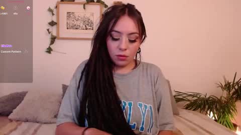 Snapshot of harmonyy01 chatting on 13, 12, 2024 Harmony Please help me to reach 100 thumbs up online show from 13, 12, 2024