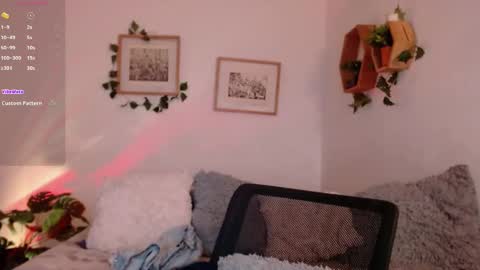 Harmony    Please help me to reach 100 thumbs up online show from 15, 9, 2025